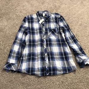 Gap button-up flannel shirt